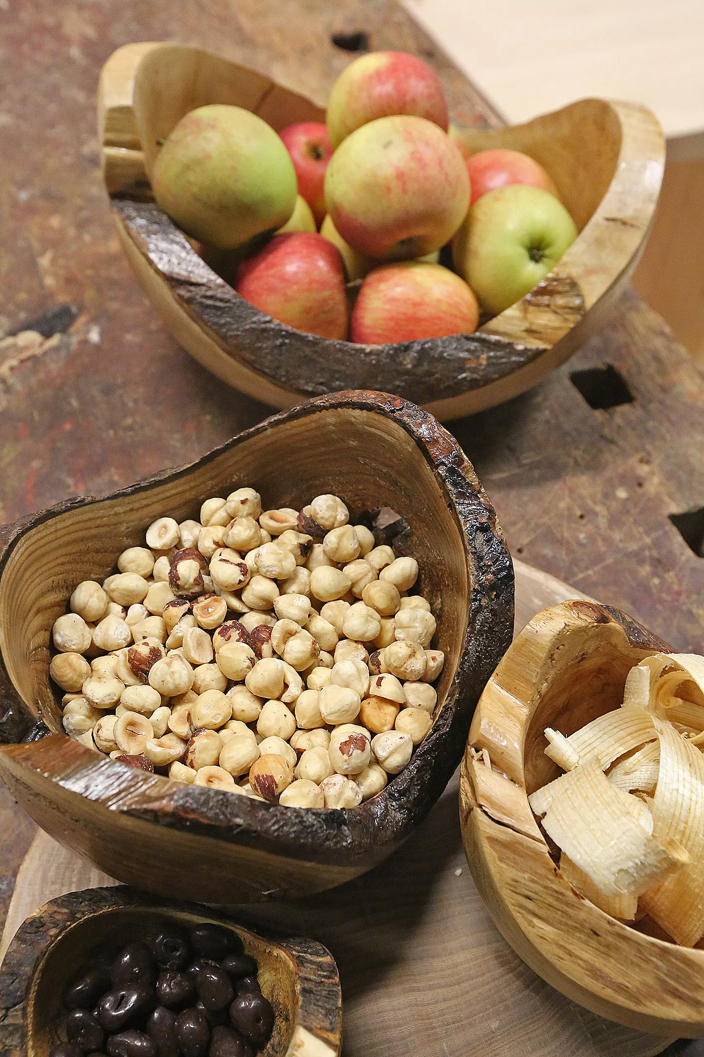 Sejem Ambient in dom plus_ (3) Sejem Ambient in dom plus, razstavni prostor Mizarstva Kos, Centra za zunanjo ureditev in Muzeja Lesarius. Razstava lesenih in celostnih zunanjih preobrazb oziroma prenov načrtovanih in izvedenih v Sloveniji