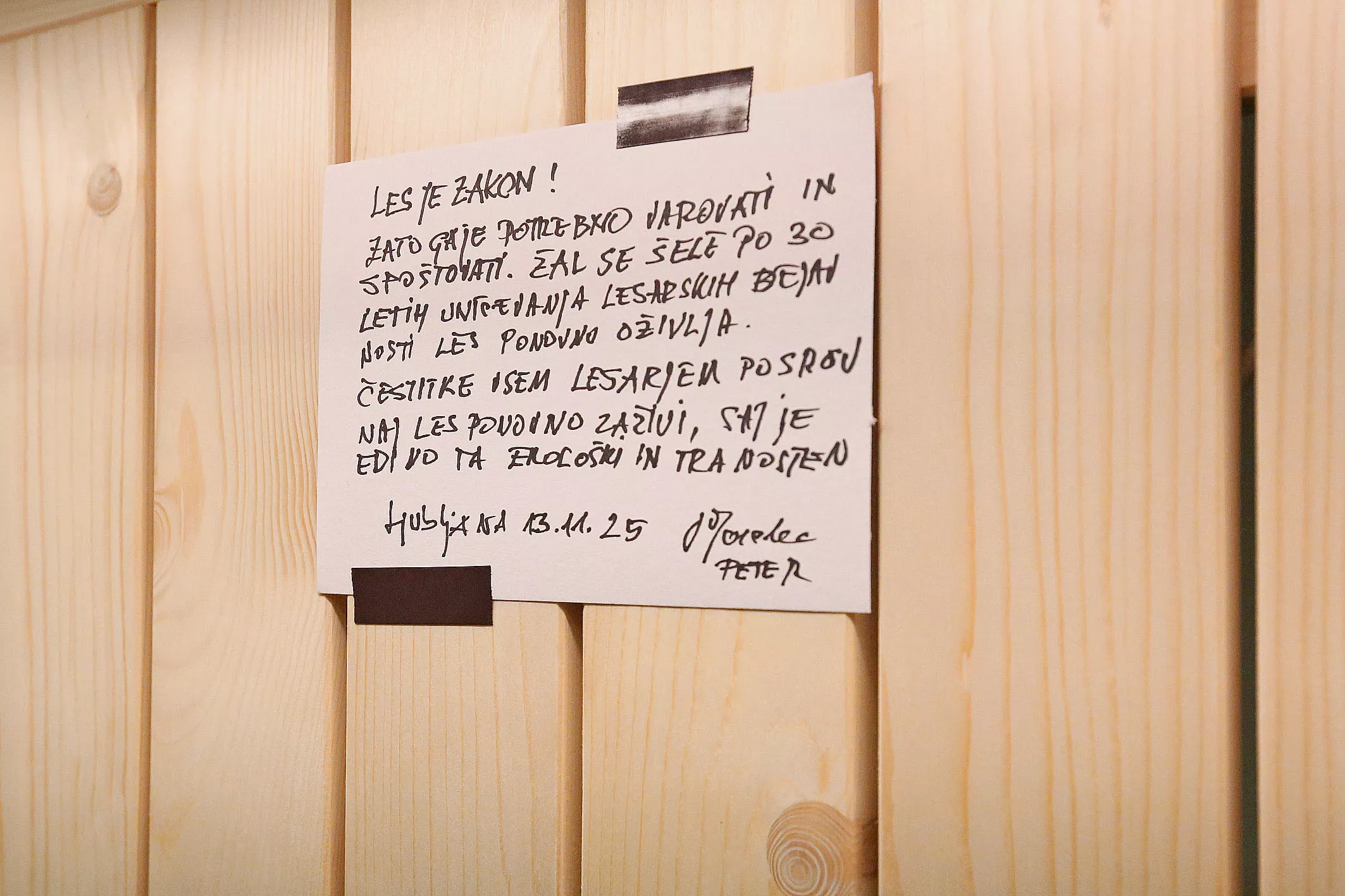 Sejem Ambient in dom plus_ (38) Sejem Ambient in dom plus, razstavni prostor Mizarstva Kos, Centra za zunanjo ureditev in Muzeja Lesarius. Razstava lesenih in celostnih zunanjih preobrazb oziroma prenov načrtovanih in izvedenih v Sloveniji