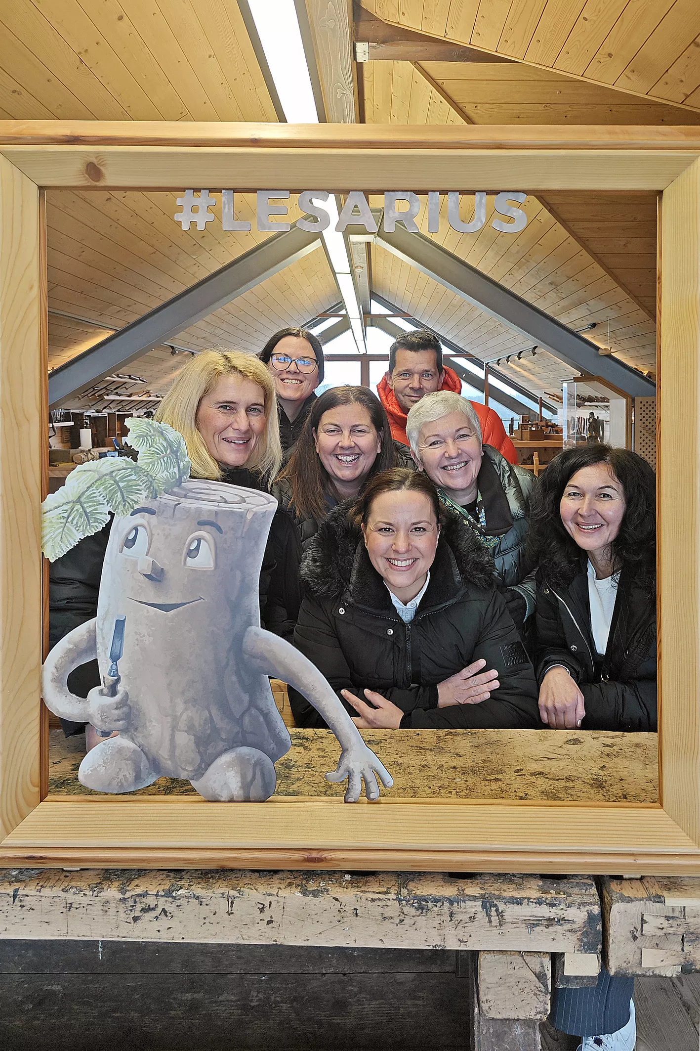 Predstavniki Turistične organizacije Vodnjan iz hrvaške Istre na obisku v muzeju Lesarius, Mizarstvu Kos in Centru za zunanjo ureditev