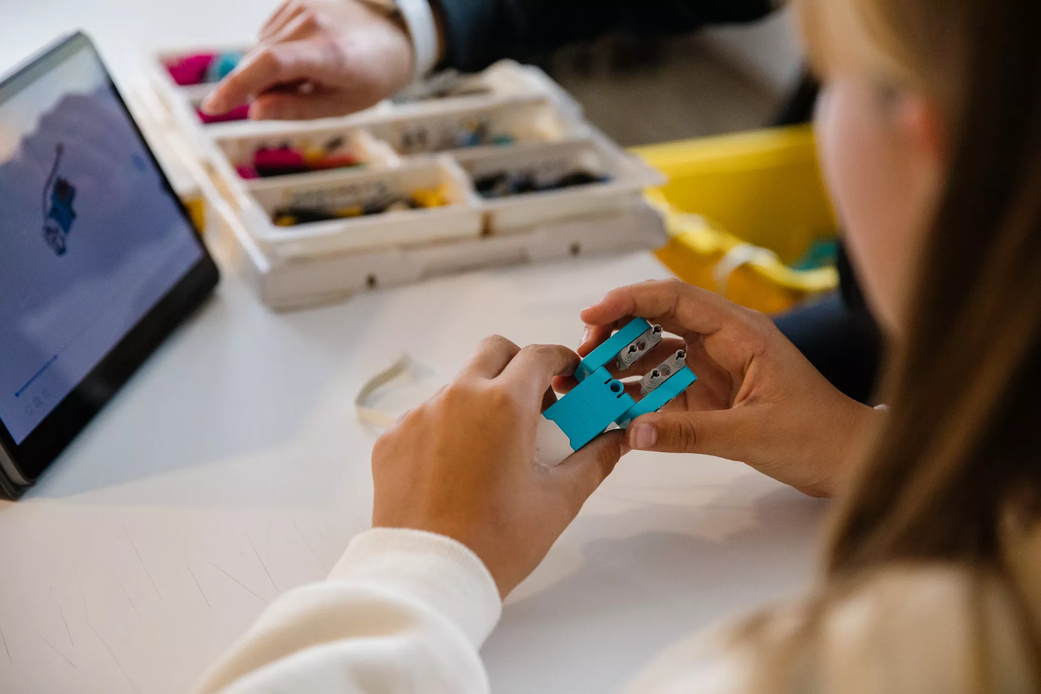 Zavod 123_KTM_vozila_ (11) Kreativa in tehnika za mlado je potekala tudi v Kikštarterju Kamnik