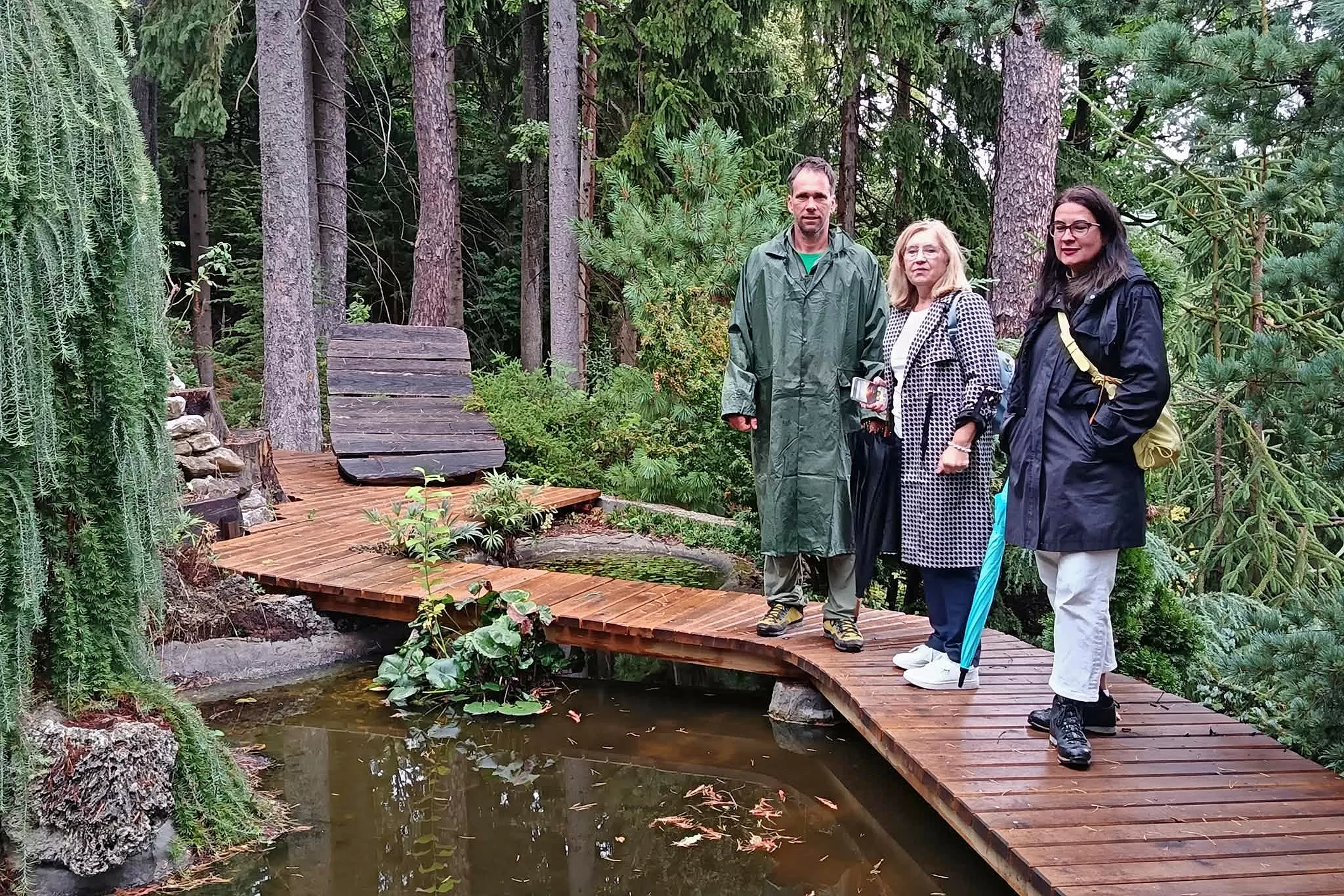 TZS_komisija_PARK ZELENI RAJ (1) Litija se je uvrstila med finaliste izbora Moja dežela – znak gostoljubnosti 2026 v kategoriji Vzhajajoči turistični kraj! Podprite Lesarius, Park Zeleni raj in restavracijo Mona Lisa ter oddajte svoj glas.