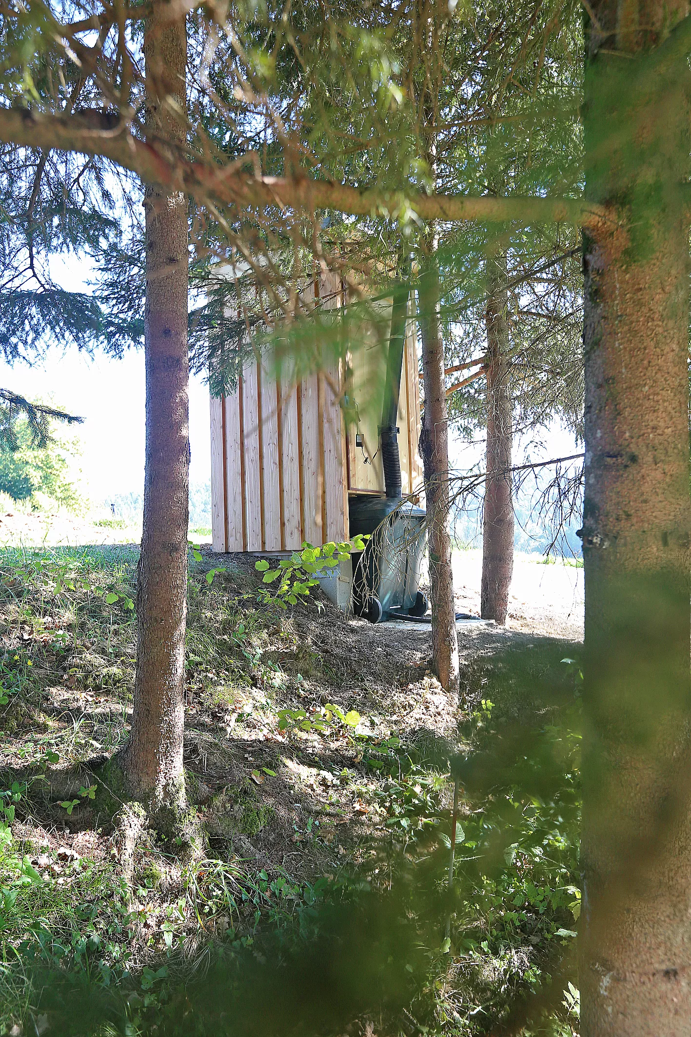 EcoWC_2.prototip_Mažijev Grič (9) Predstavitev EcoWCja v kampu Mažijev Grič ob Gradiškem jezeru, z delavnicami in dobrodelnostjo