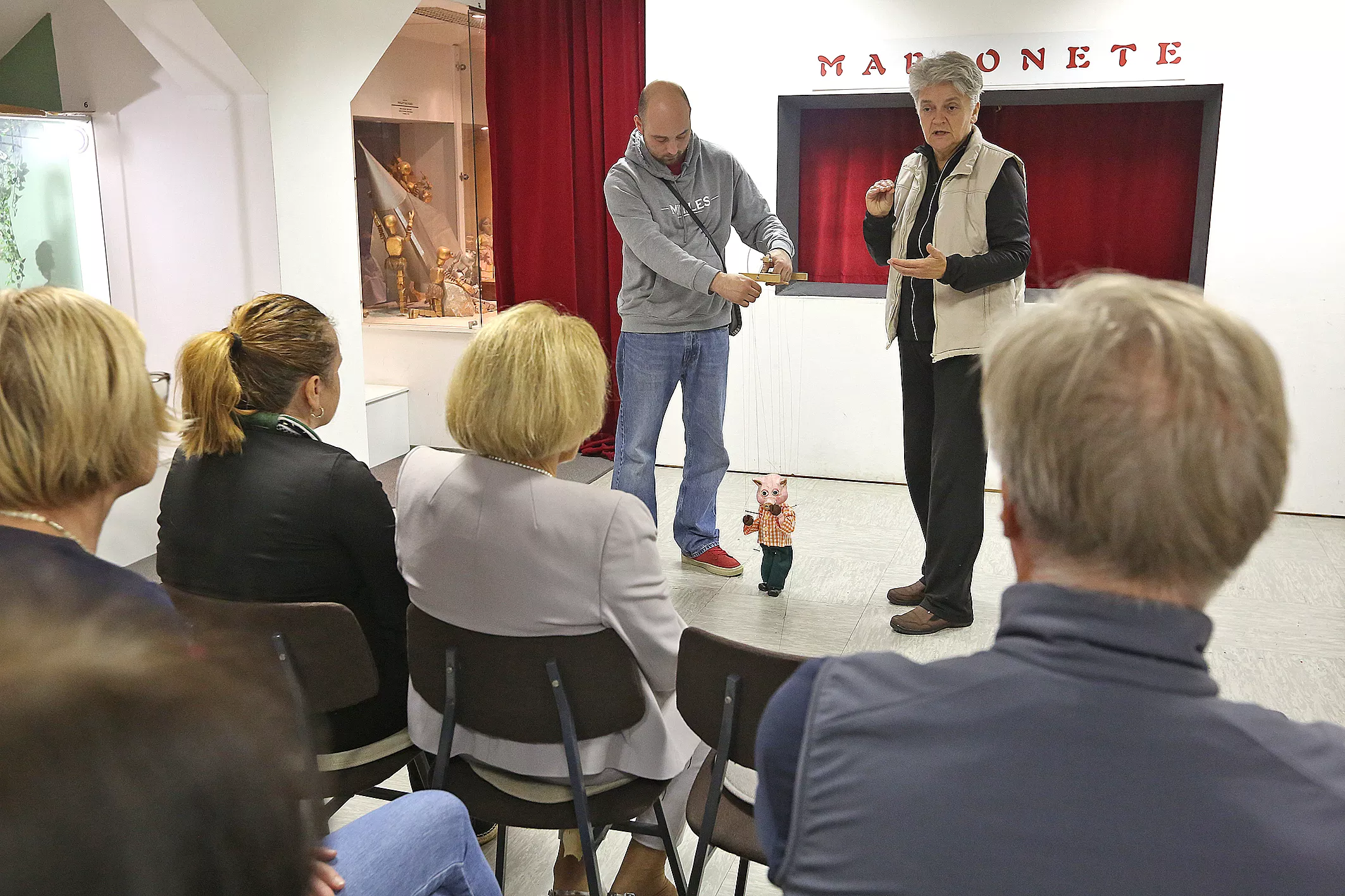 LES IN KULTURNA DEDIŠČINA_LAS Zasavje (14) Delavnica: Les in kulturna dediščina odkrivata svet hrastniških knapovskih marionet, izdelovanja lesenih lutk v Hrastniku pod vodstvo Špele Ulaga. Organizator Partnerstvo LAS Zasavje